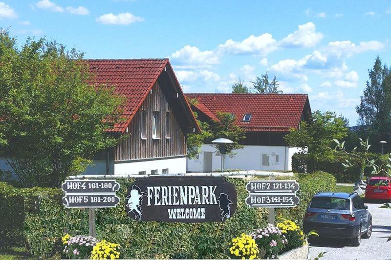 Ferienhaus Bayern Am Ferienpark Westerncity Eging Exterior photo
